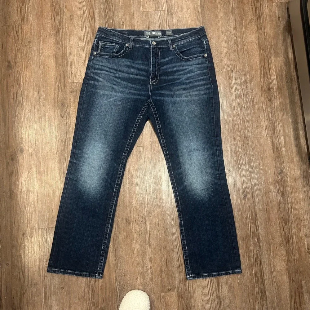 BKE Tyler Straight Leg Jeans Mens 36R‎ Dark Wash Distressed Denim Blue